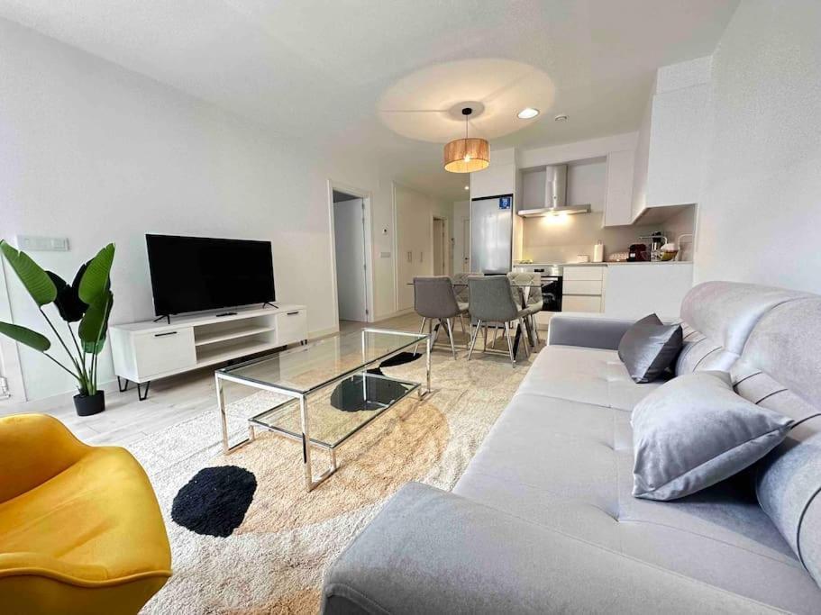 Appartement New Port, Free Parking Ybh2a *